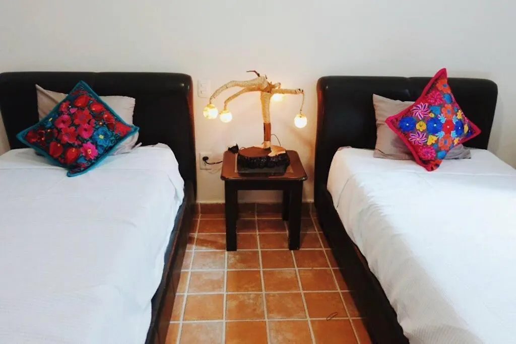 Departamento Mar En 5Th Avenida contacts